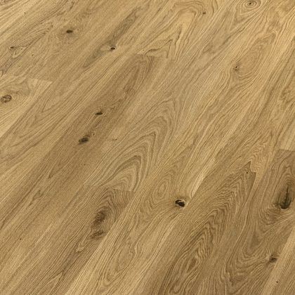 Dřevěná podlaha Dub Sukatý 182, matný lak, valletta